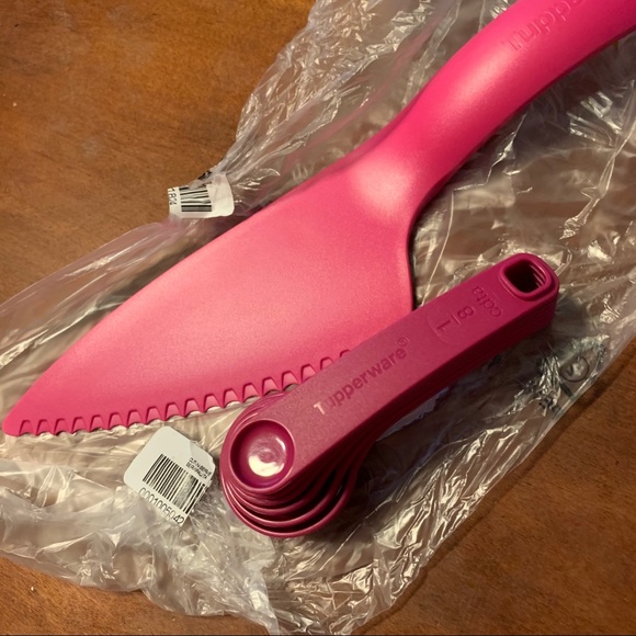Tupperware Baking Kitchen Utensils - Picture 2 of 3